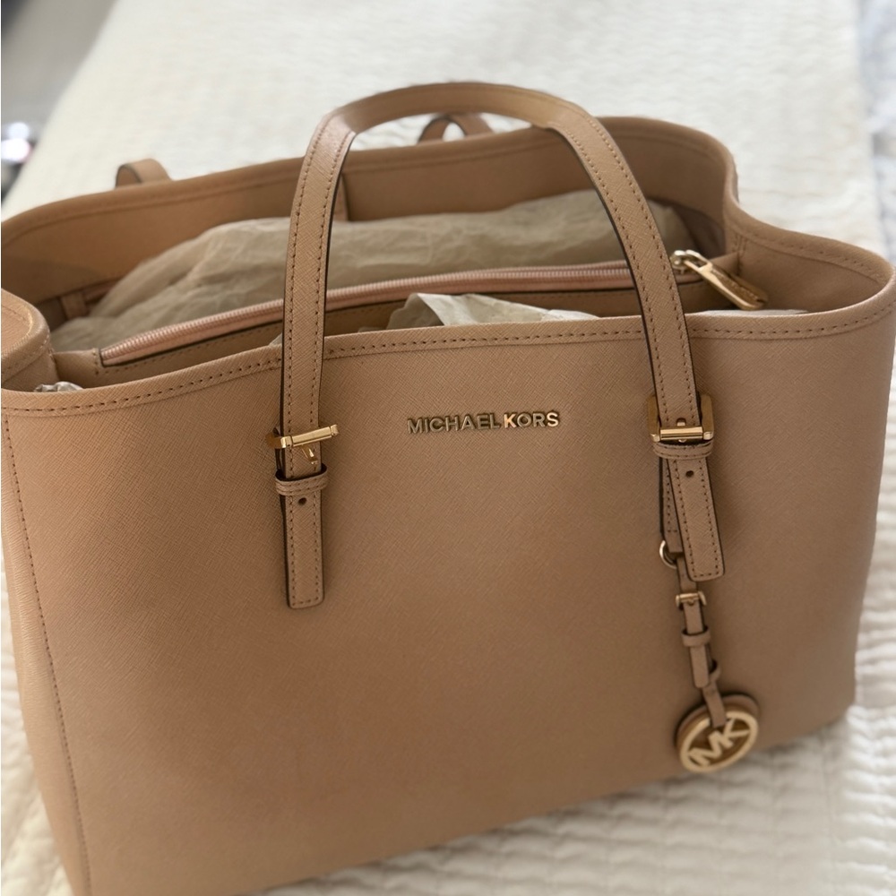 Michael Kors Beige Leather Tote